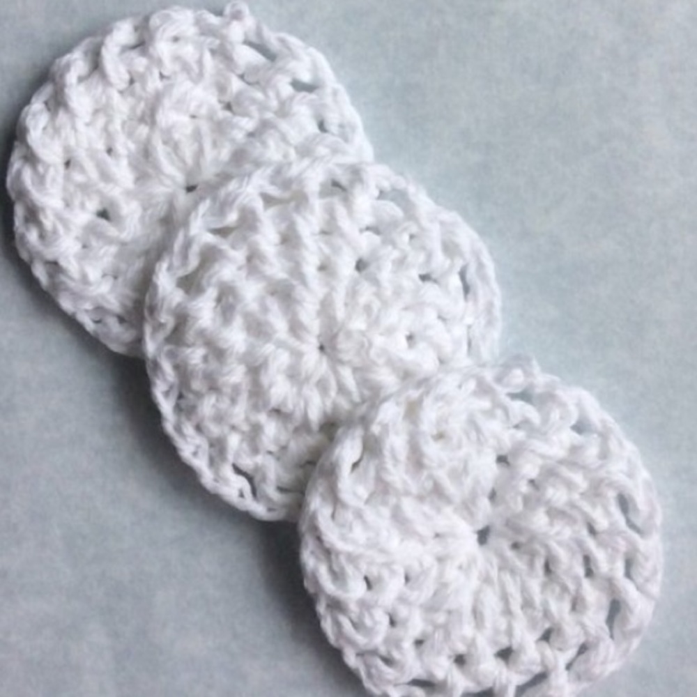 Cotton pads, rounds, makeup remover tool